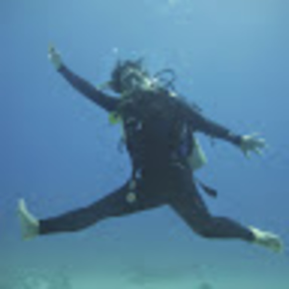 Meet your Posher, Joëlle - Picture 1 of 1